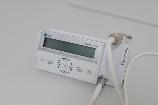 Detailed image of a medical endometer used in precision dental treatments, showcasing modern technology.
