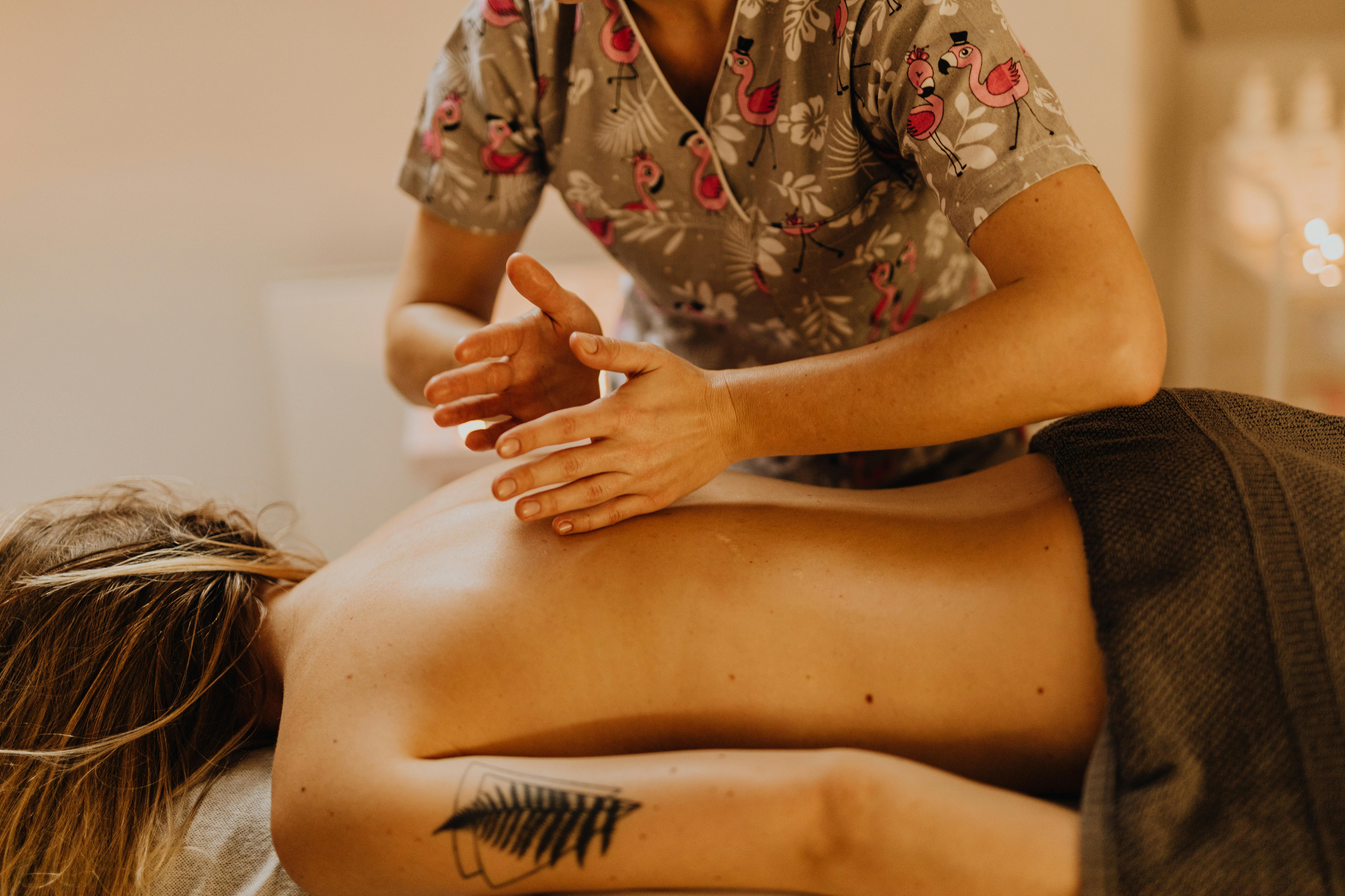 Consejos para el cuidado del tatuaje: ¿Qué tomar después?