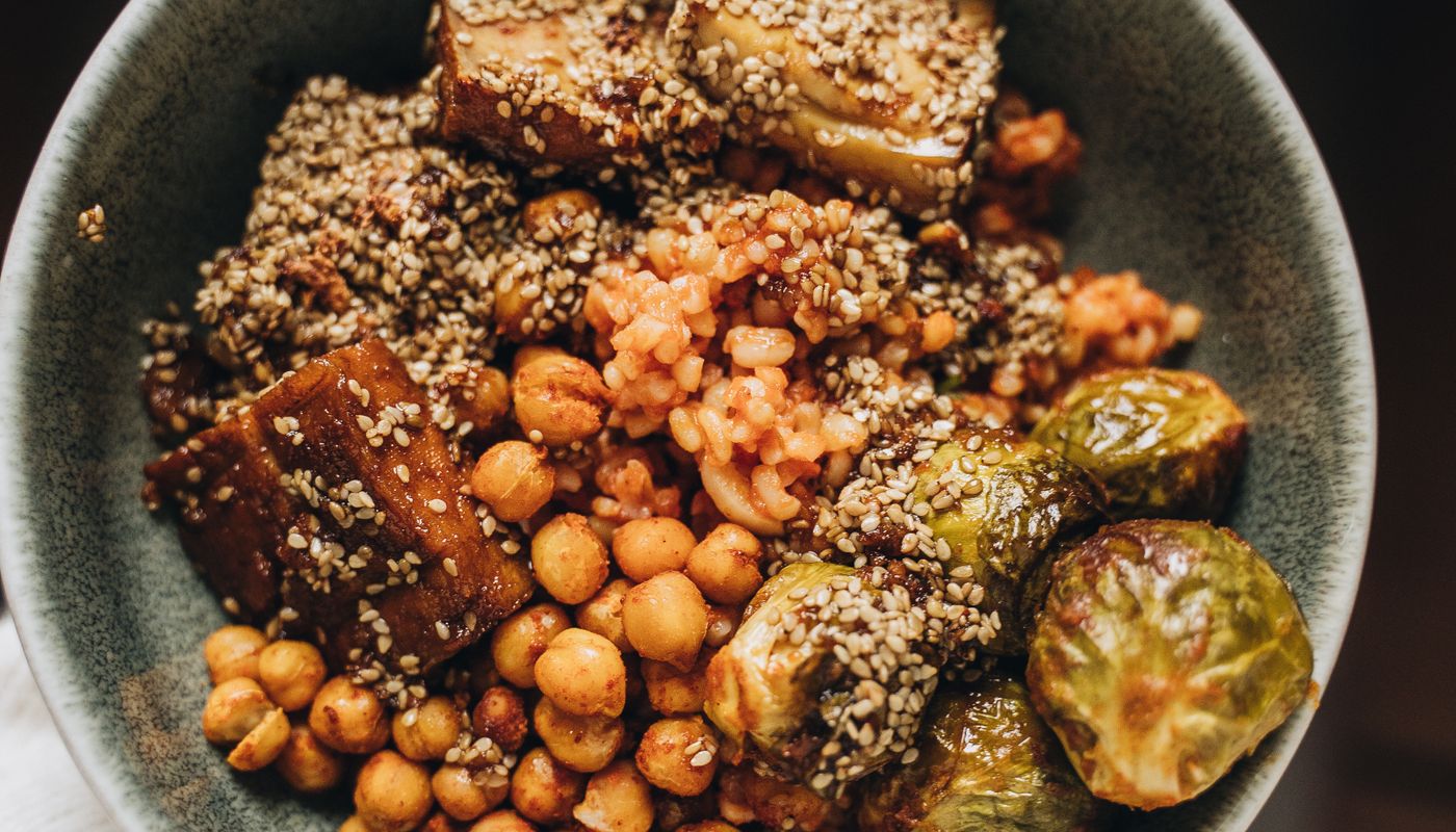healthy Christmas dinner — Brussels Sprouts Bowl. Photo: Pexels
