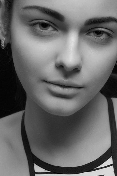 Grayscale Portrait of a Woman 