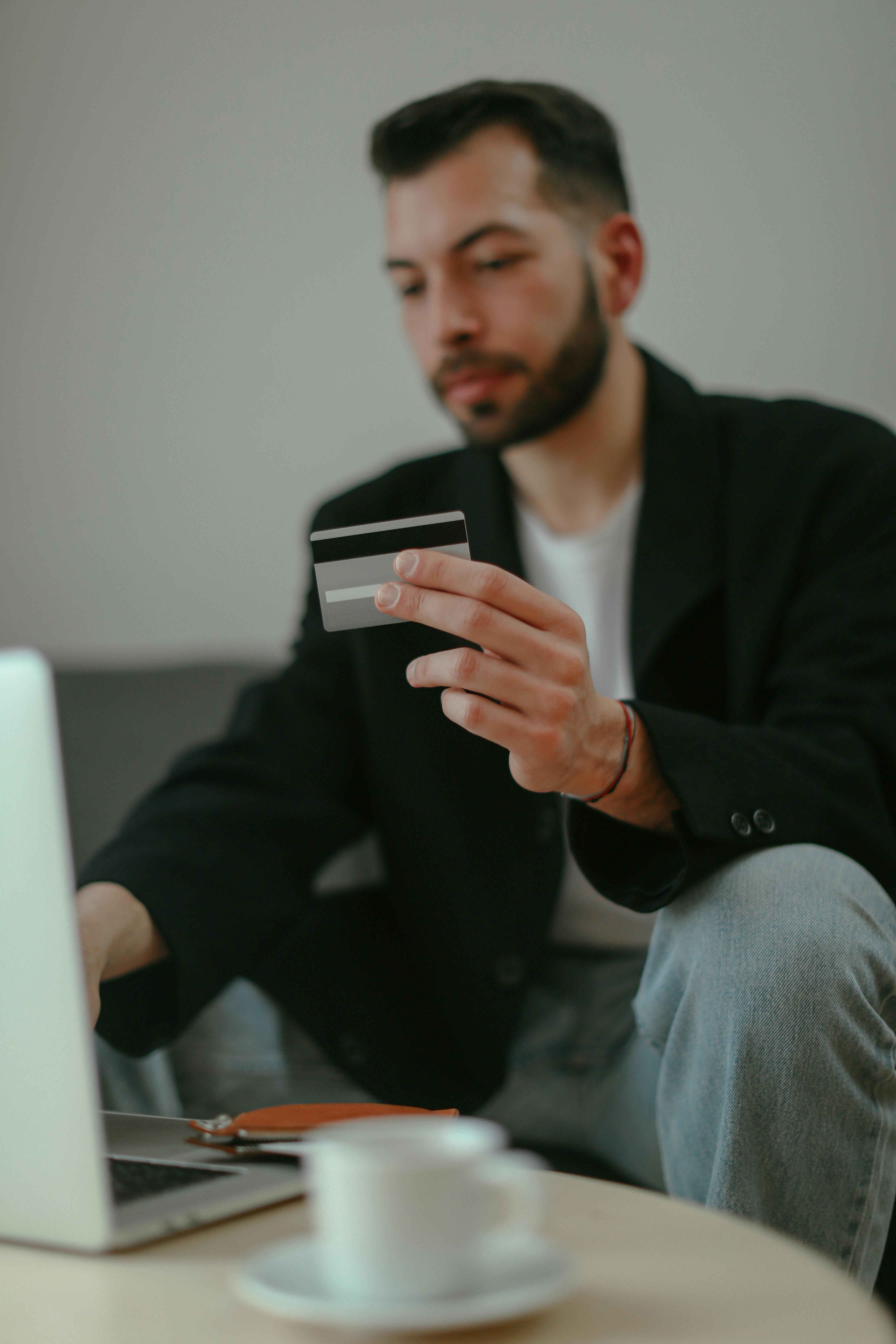 Gratis Immagine gratuita di acquisti a distanza, acquisti informatici, acquisti online Foto a disposizione