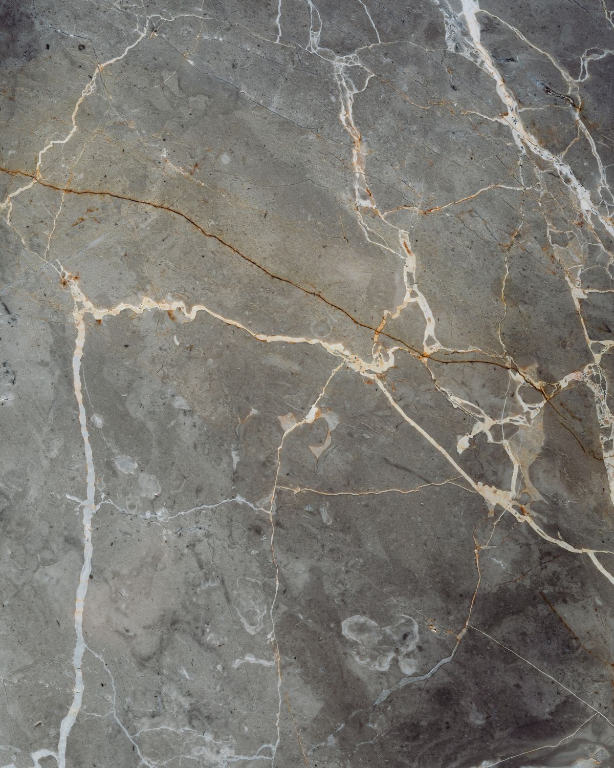 Silver Earth natural stone — Natural grey depth and refined stone character.
