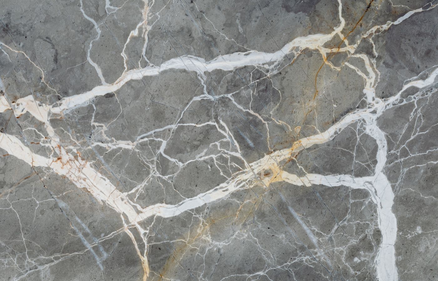 Quartz vs. Granite: Which Is Right for Your Riverside County Kitchen?
