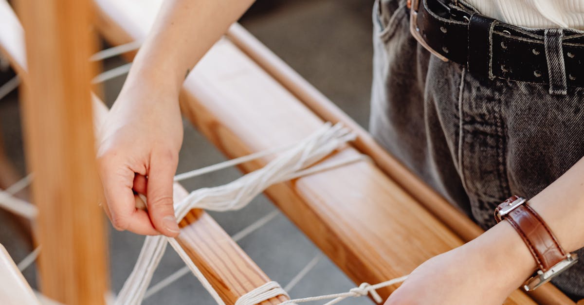How to hang a cotton rope hammock