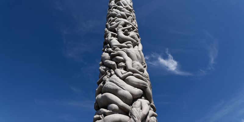 El Monolito del parque de Vigeland, en Oslo