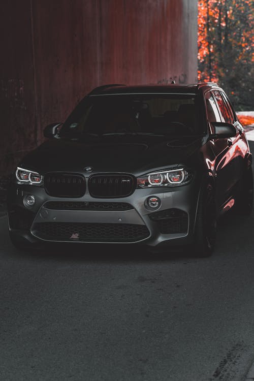 Gratis stockfoto met BMW, geparkeerd, glimmend