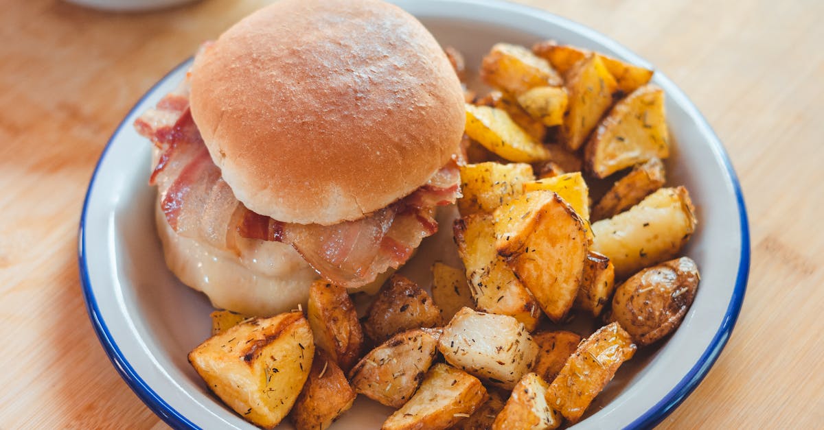 How long to roast potatoes at 400 degrees