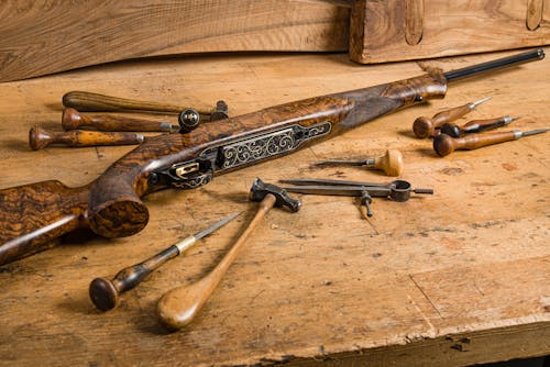 Immagine gratuita di fucile, in legno, oggetto d'antiquariato