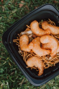 Shrimp And Noodles With Gravy