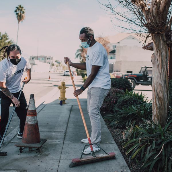 Neighborhood Cleanups
