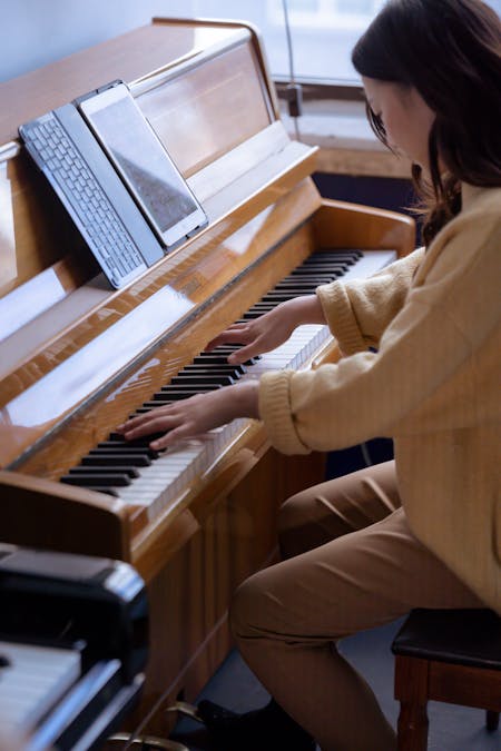 Is a digital piano the same as a keyboard?