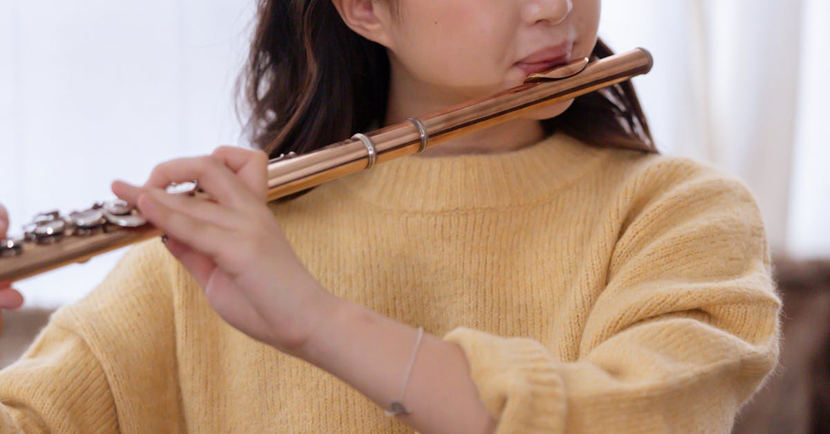 How to play the flute for beginners YouTube