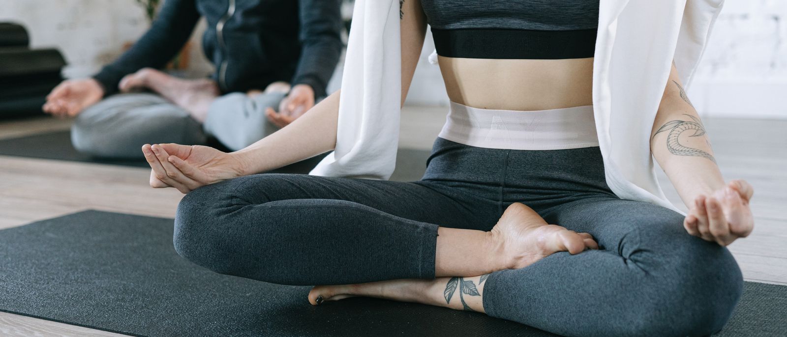 Foto stok gratis asana, berfokus, berkonsentrasi