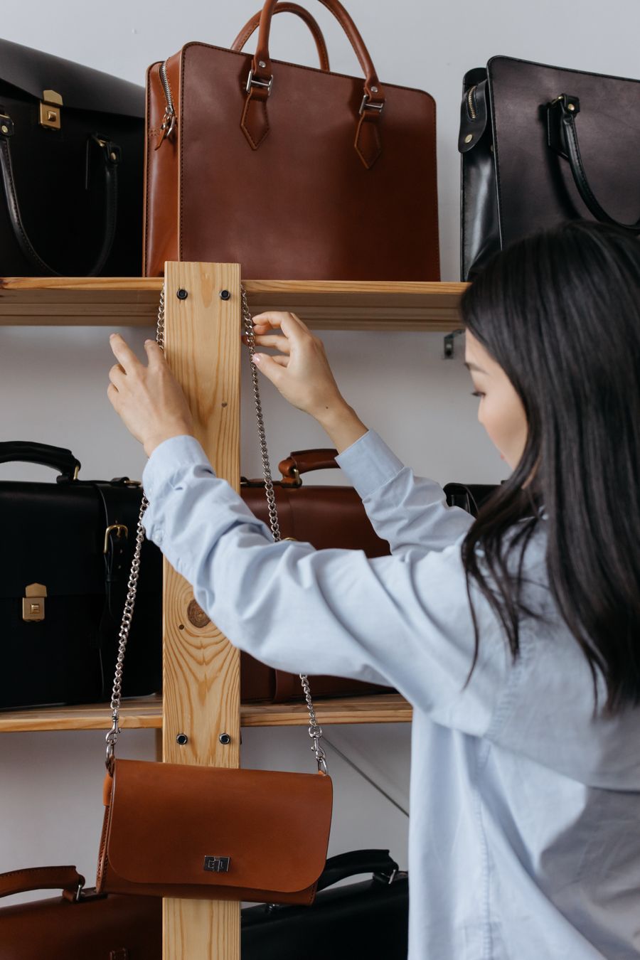 Structured Top-Handle — Handle Detail