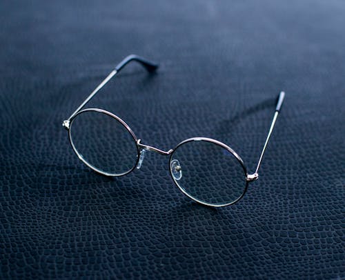 Free A Close-Up Shot of a Pair of Eyeglasses Stock Photo
