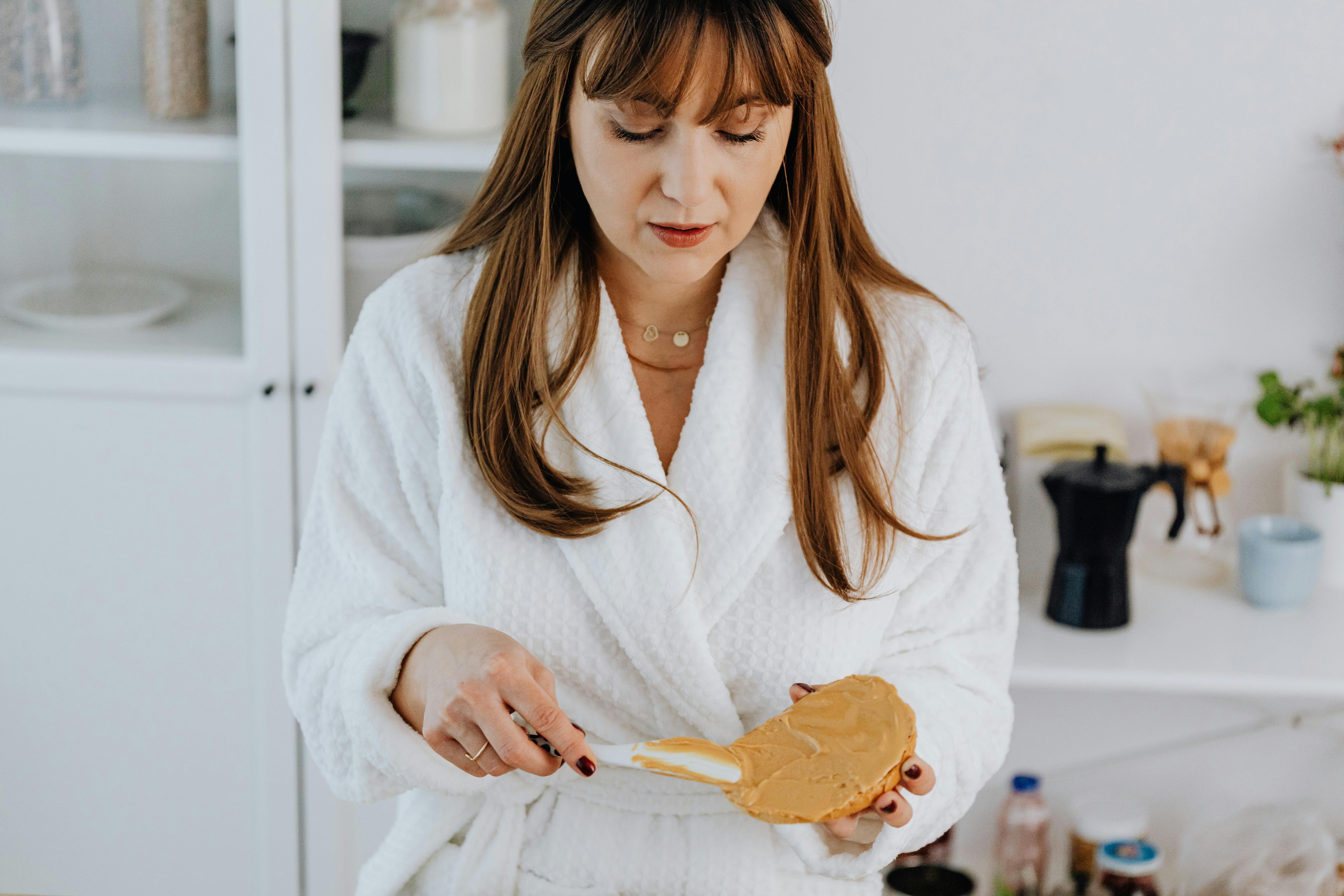 The 8 Best Protein Bars, Taste-Tested and Approved by Nutritionists — Photo by www.kaboompics.com on Pexels