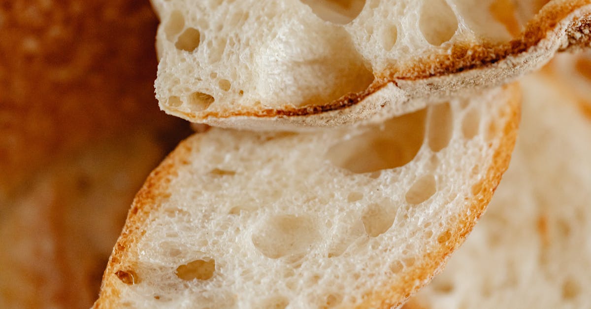 How to make garlic bread with sliced bread UK
