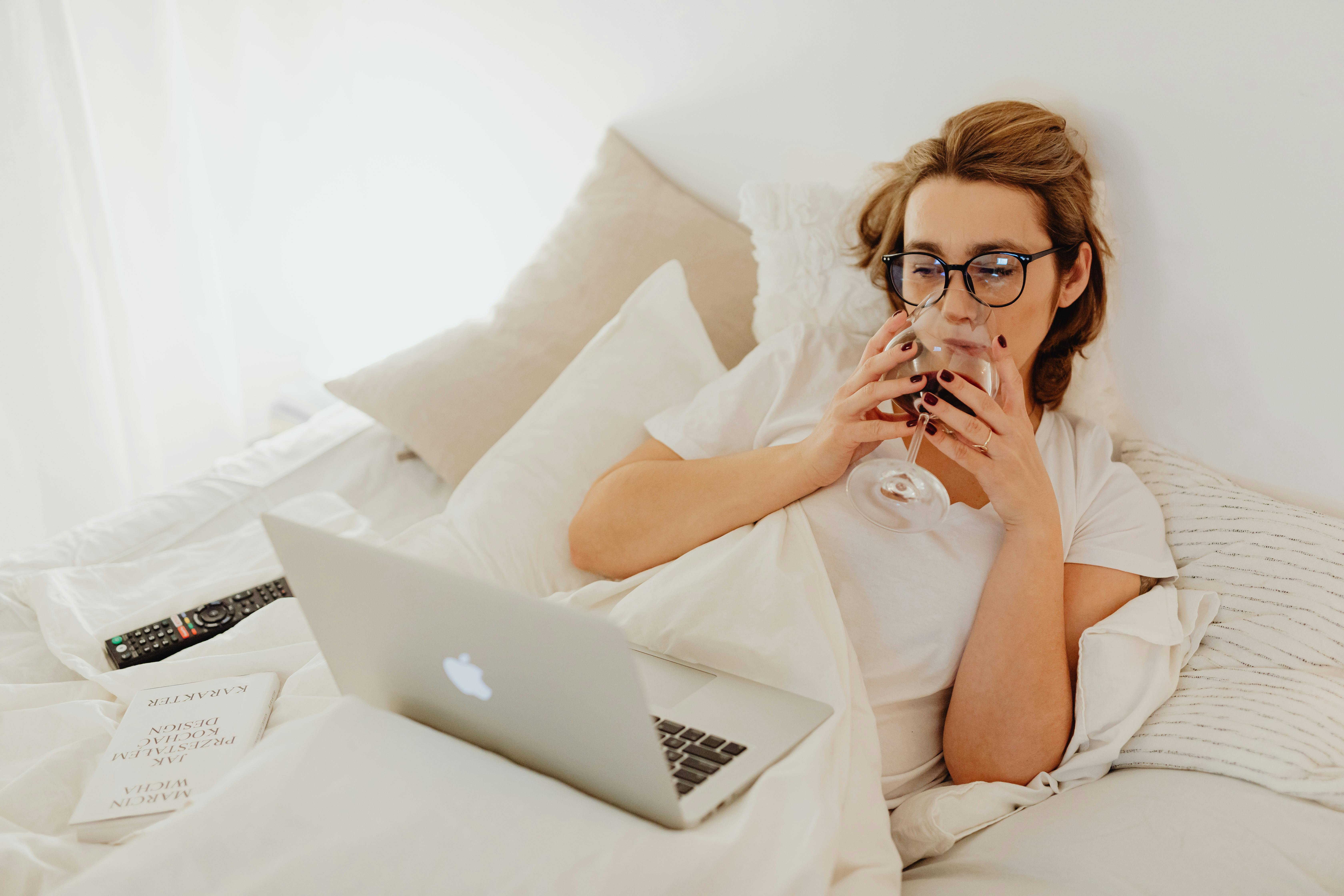 Sleep - Deprivation, Effects, Recovery — Photo by www.kaboompics.com on Pexels