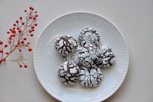Chocolate Crinkles in a Plate