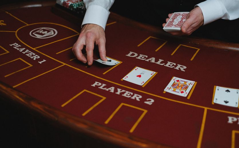 Online Casino: Spielautomaten und Live-Spiele im Überblick