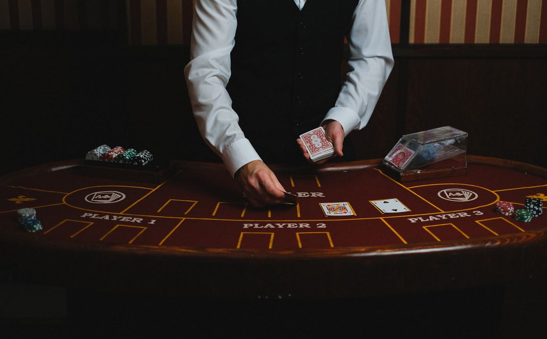 Online Casino: Spielautomaten und Live-Spiele im Überblick
