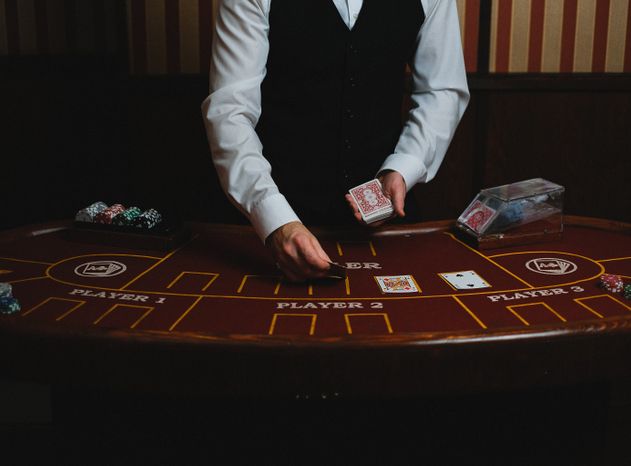 Online Casino: Spielautomaten und Live-Spiele im Überblick