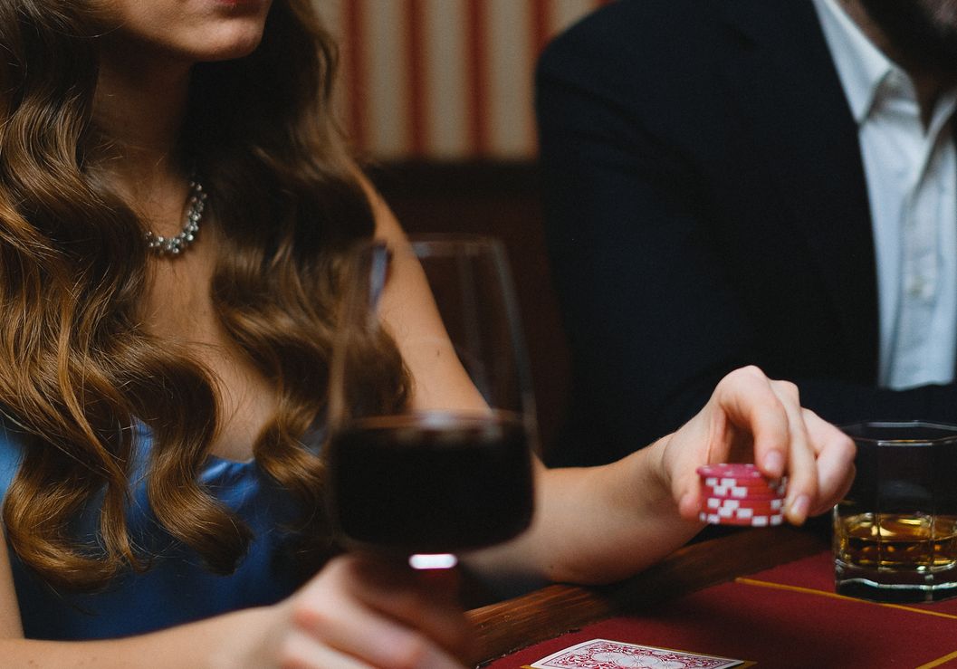 Online Casino: Spielautomaten und Live-Spiele im Überblick