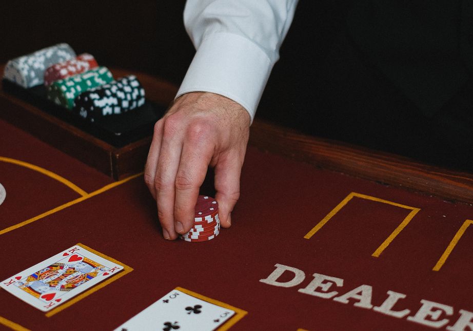 Online Casino: Spielautomaten und Live-Spiele im Überblick