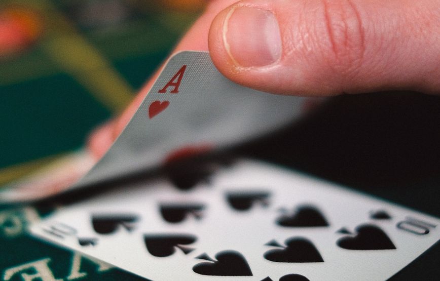 Online Casino: Spielautomaten und Live-Spiele im Überblick