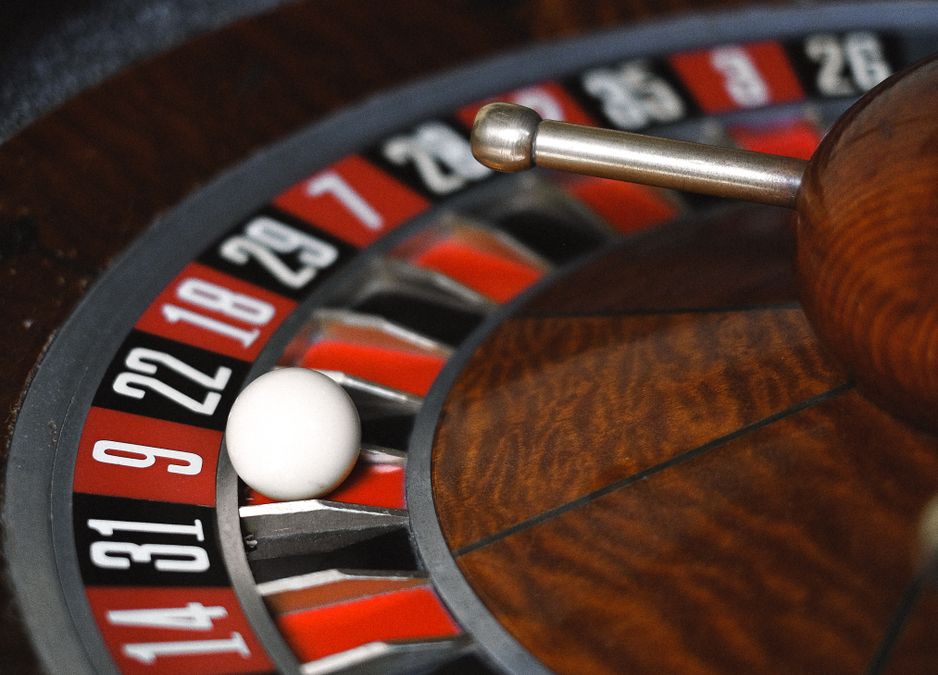 Online Casino: Spielautomaten und Live-Spiele im Überblick