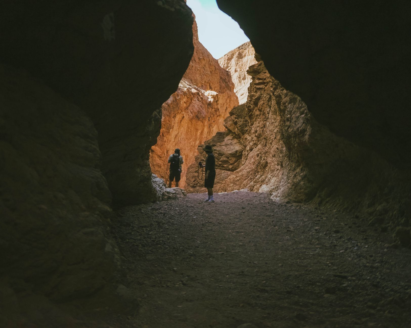 hiker canyon desert trail