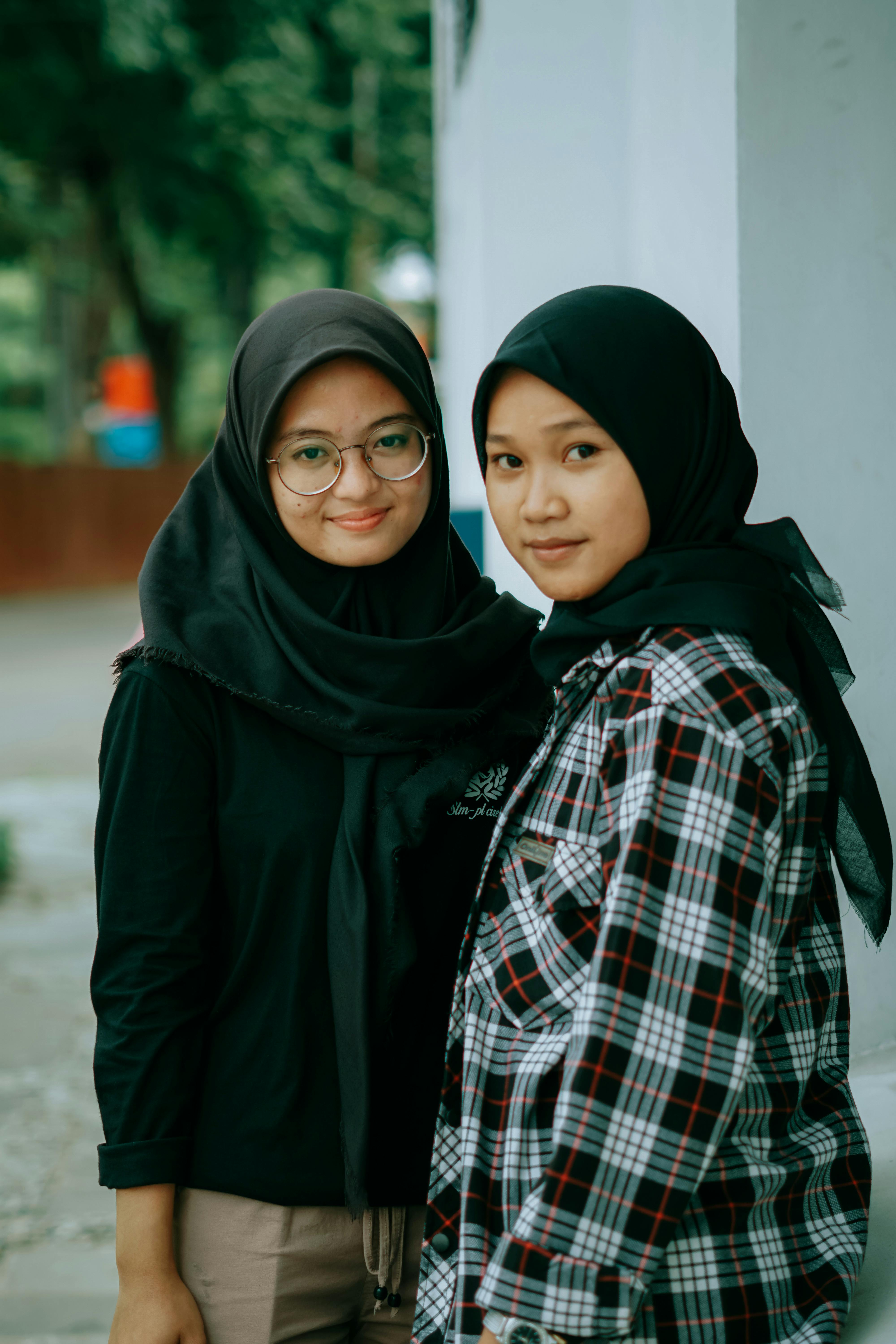 ladies hijabs