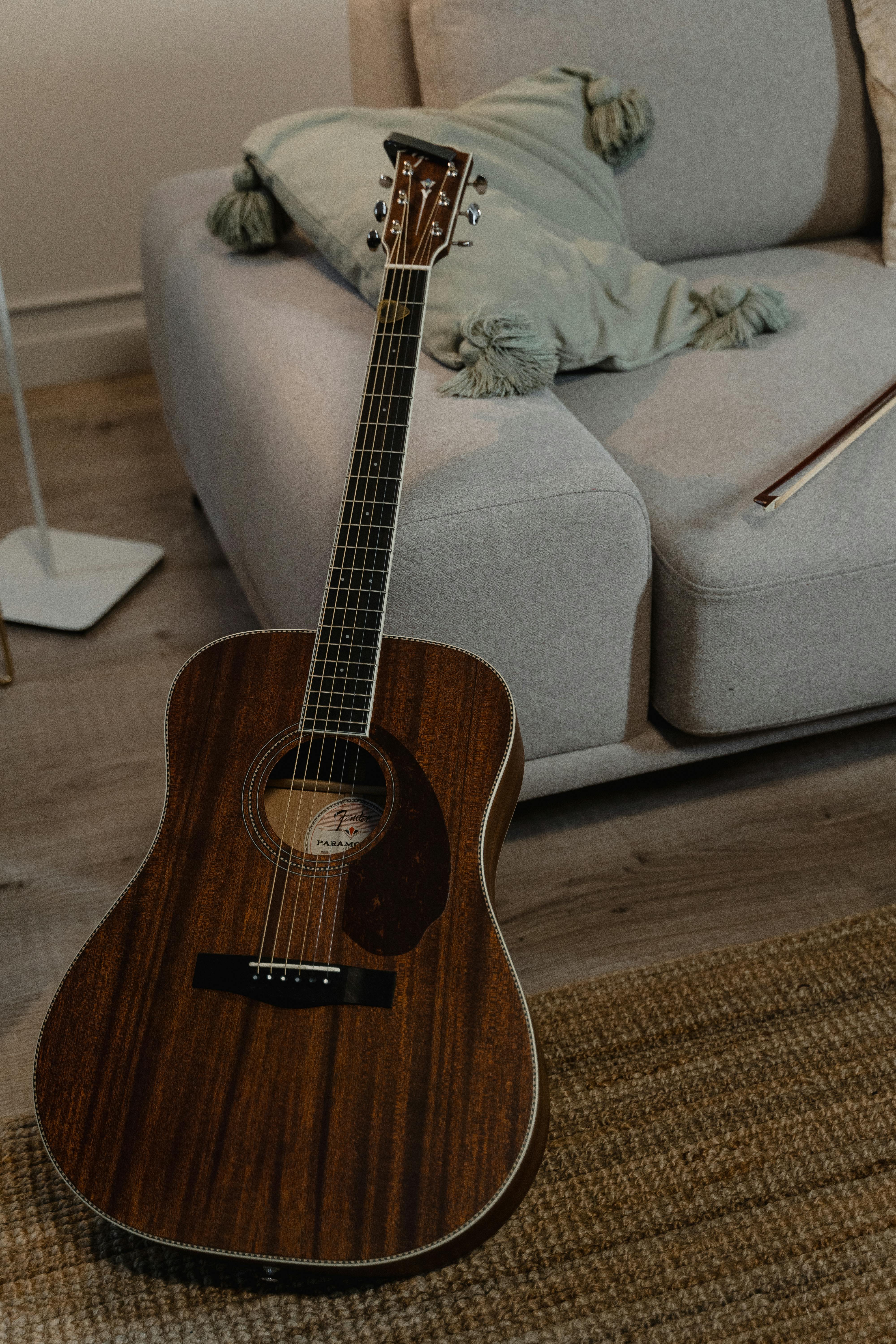 Acoustic Guitar on the Floor · Free Stock Photo