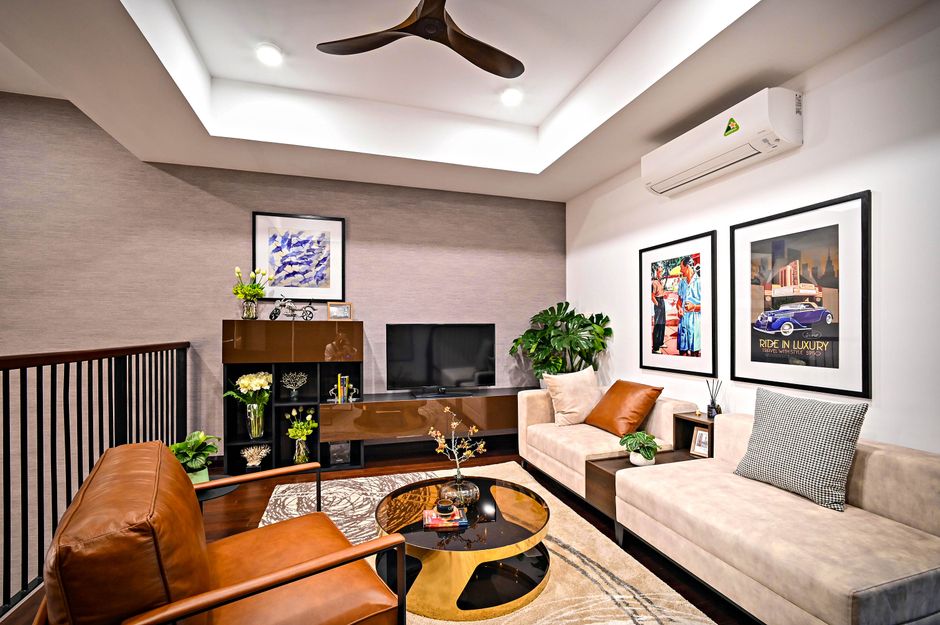 leather sofa upholstery dubai - Stylish living room featuring modern furniture and artistic decor, perfect for relaxation.