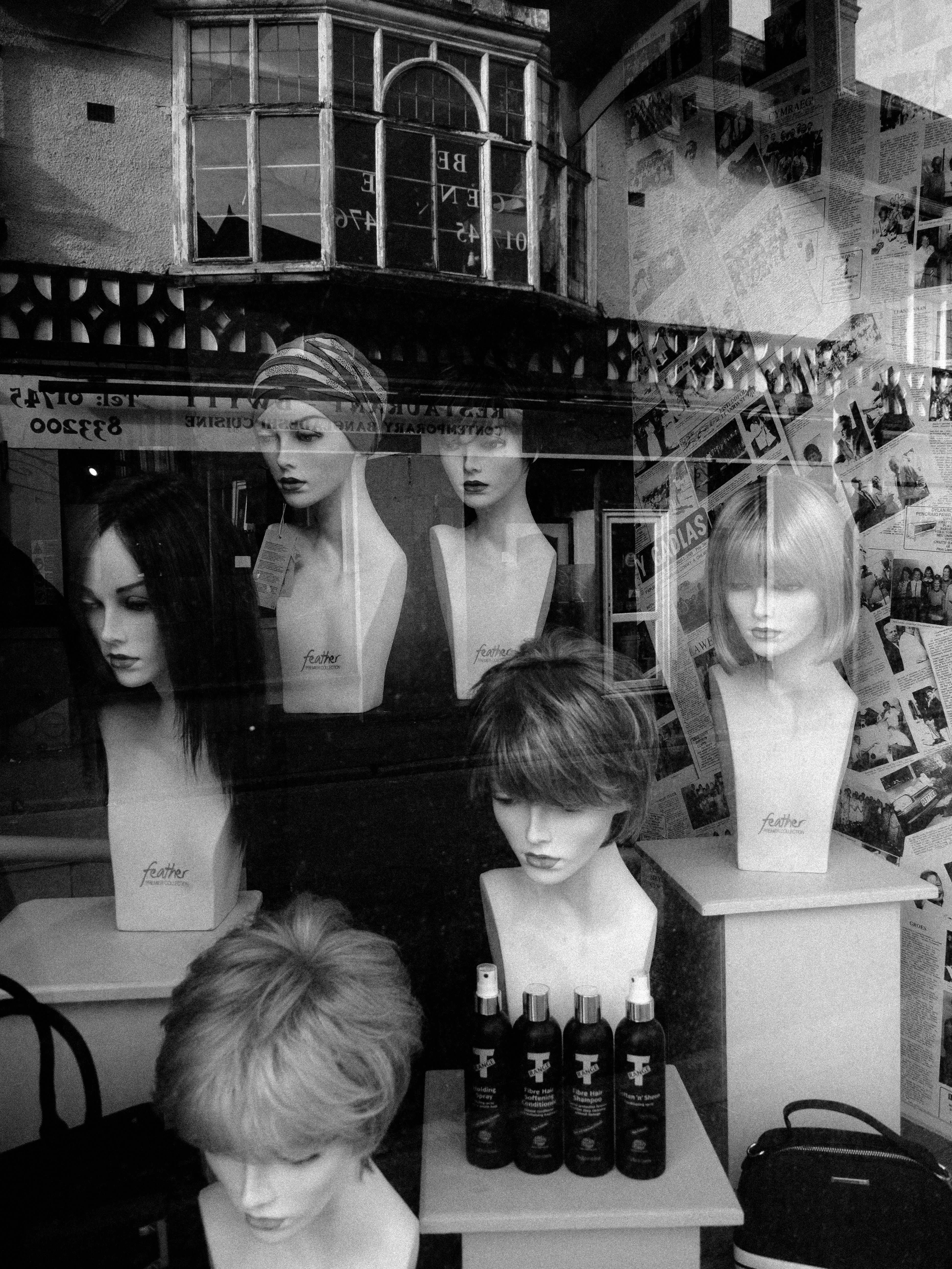 <b>Mengapa Model Rambut Penting di Usia 30+?</b>