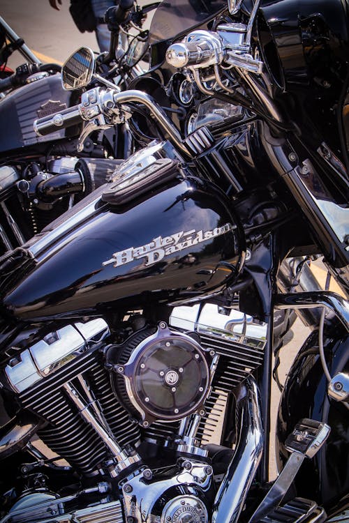Free A Close-Up Shot of Harley Davidson Motorcycles Stock Photo