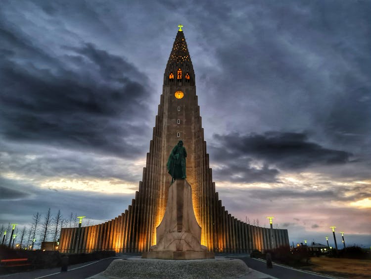 The Exterior Of Hallgrimskirkja 