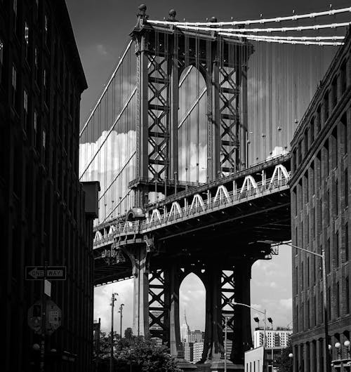 Foto d'estoc gratuïta de arquitectura, blanc i negre, ciutat