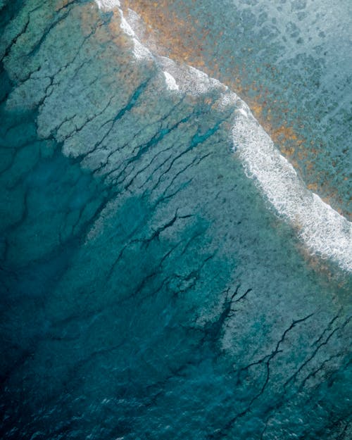 Foto profissional grátis de à beira-mar, abstrair, aéreo