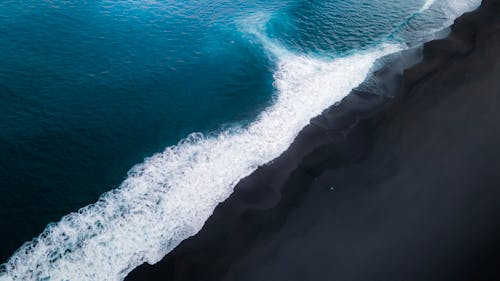 Foto profissional grátis de à beira-mar, aéreo, água