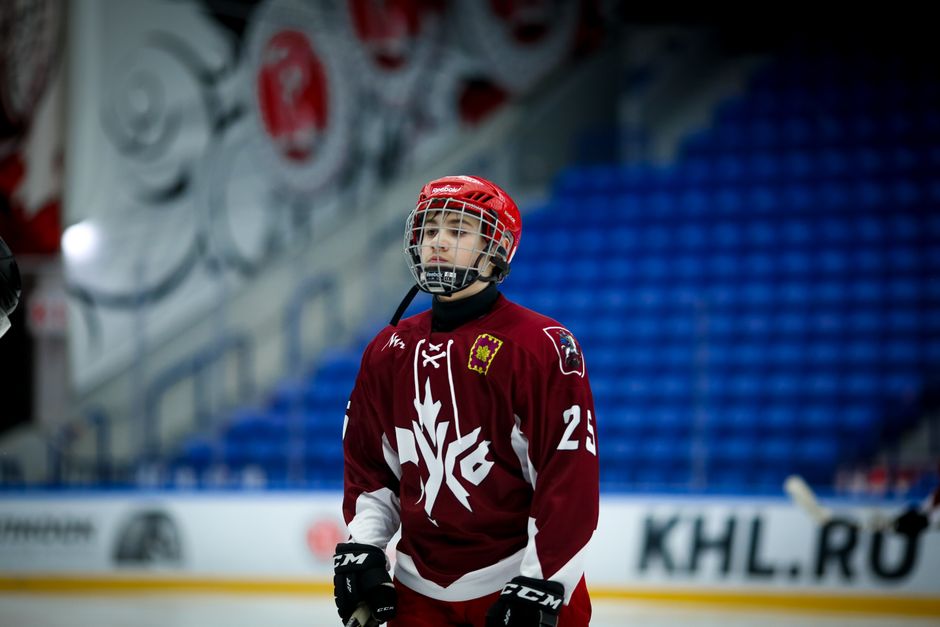 Canadian Para Hockey Trailblazer Raphaëlle Tousignant Fights for Health and Equality