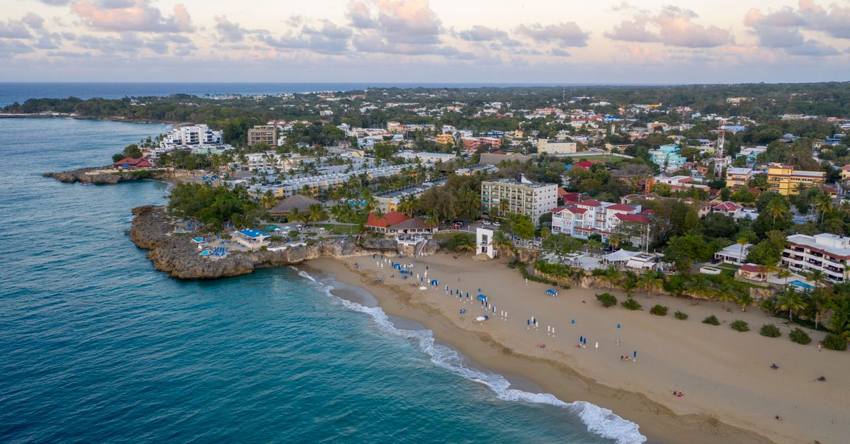 Western Union para enviar dinero a República Dominicana: tarifas y alternativas 2026