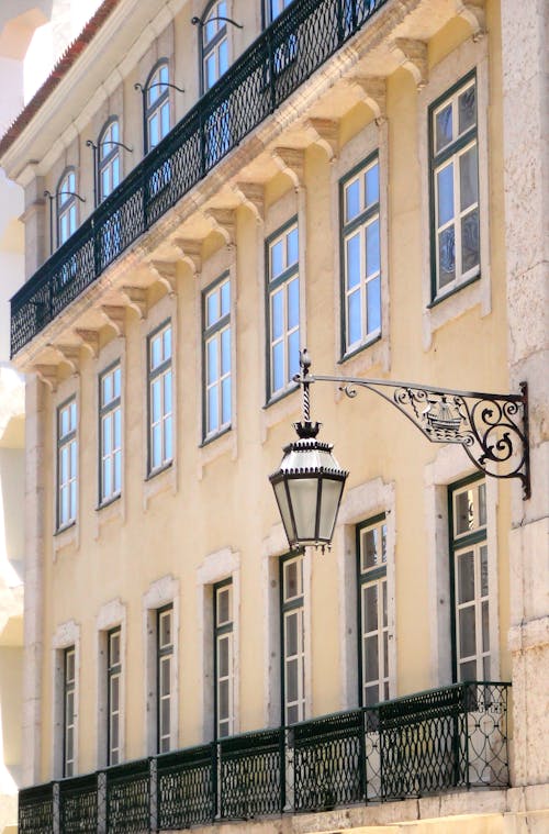 Fotobanka s bezplatnými fotkami na tému budova, lampa, Lisabon