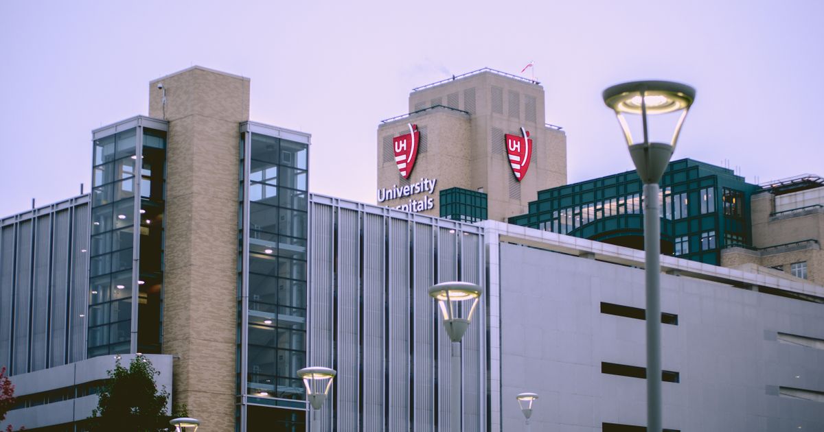Large modern hospital building exterior