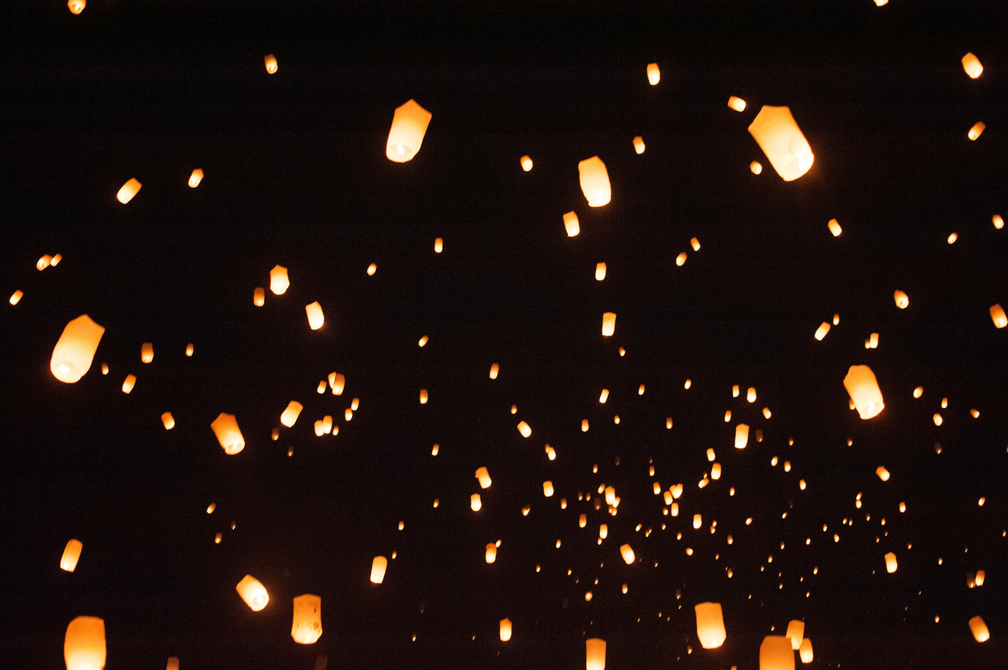 キャンドルライト ランタンフェスティバル 光の無料の写真素材