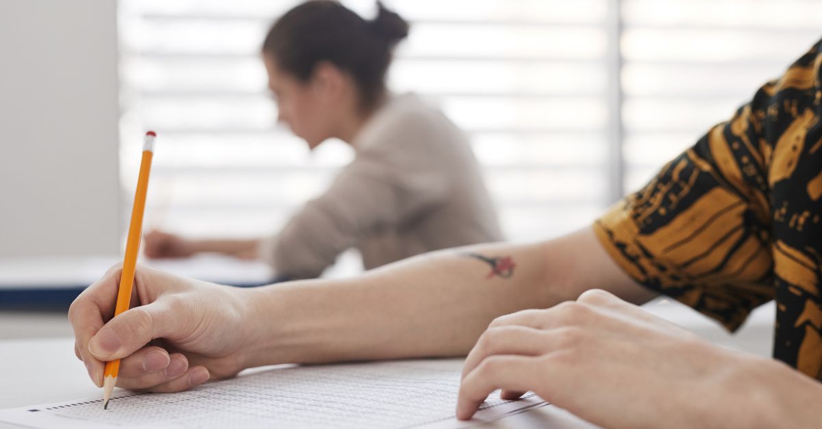 Les différentes voies d'accès aux grandes écoles : guide complet