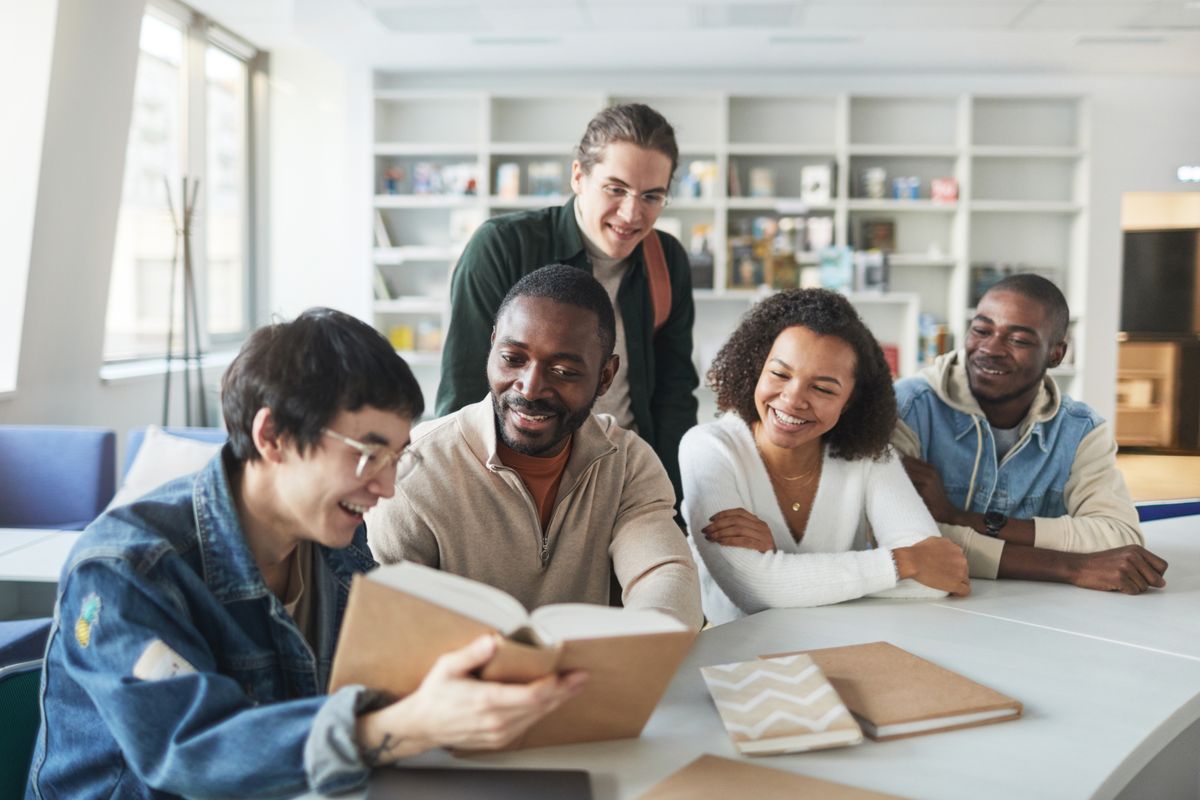 How to Choose the Right Graded Spanish Reading Texts for Your Level