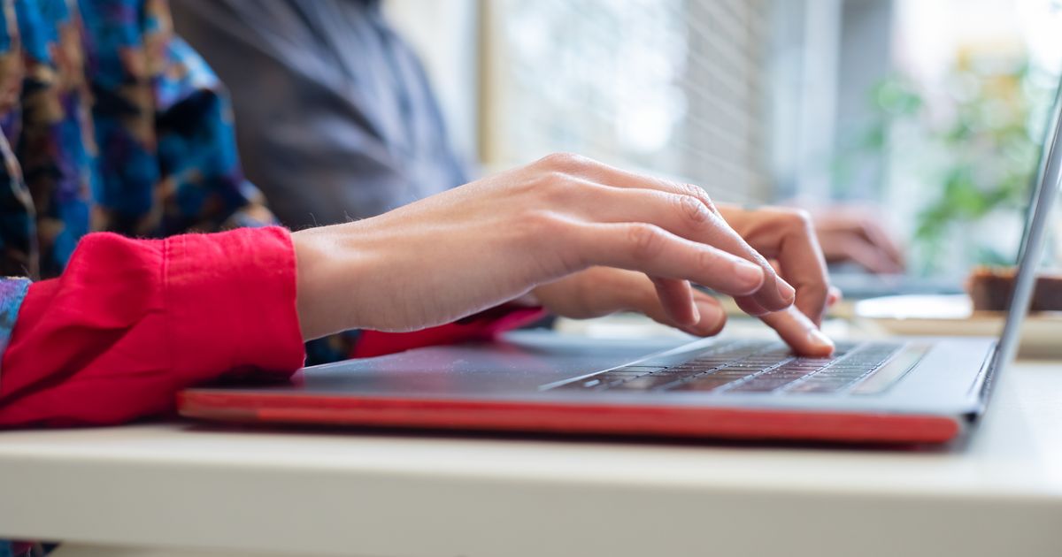 7 Follow-Up Email Templates for Overdue Invoices