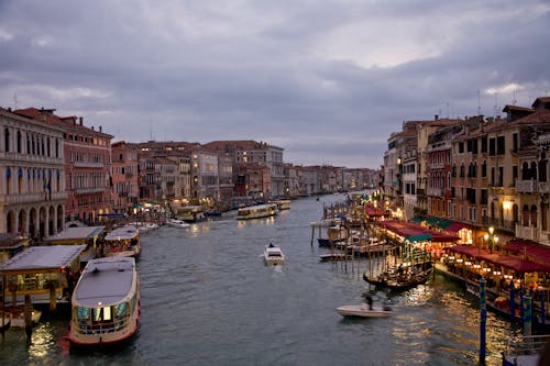 Δωρεάν στοκ φωτογραφιών με grand canal, απόγευμα, βάρκες