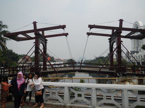 Photos gratuites de jembatan kota intan, pont levant
